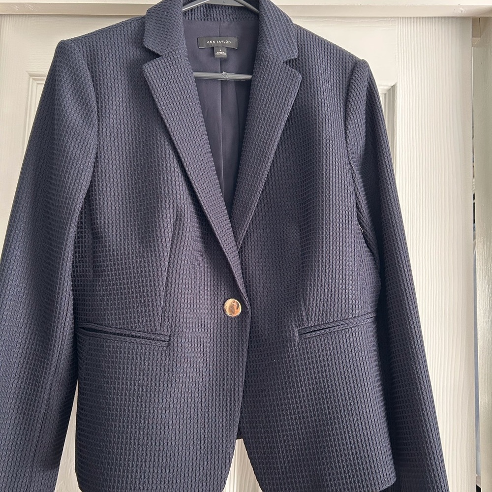 Ann Taylor Blue Blazer. NWOT